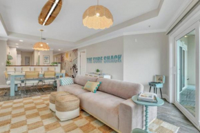 Beach Front Condo w/Pool, Restaurant, and Bar